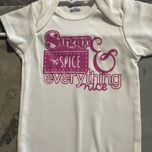 ❤️ 3 for $21 ❤️ Hand Crafted White Gerber Onesie with pink lettering 12 months